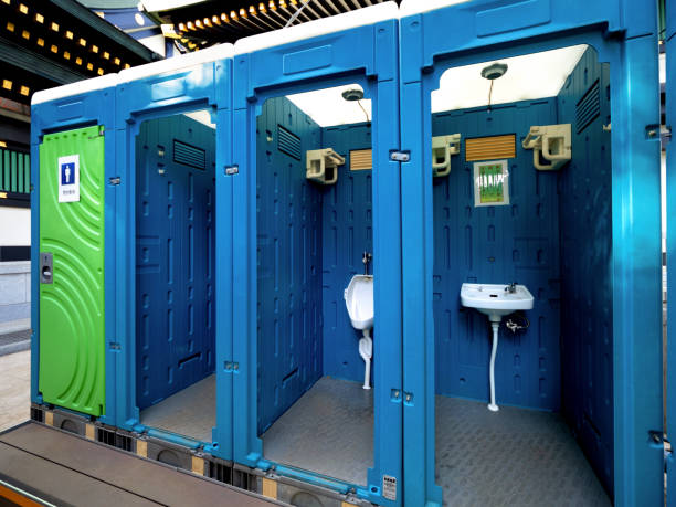 Affordable portable toilet rental in Crest, CA
