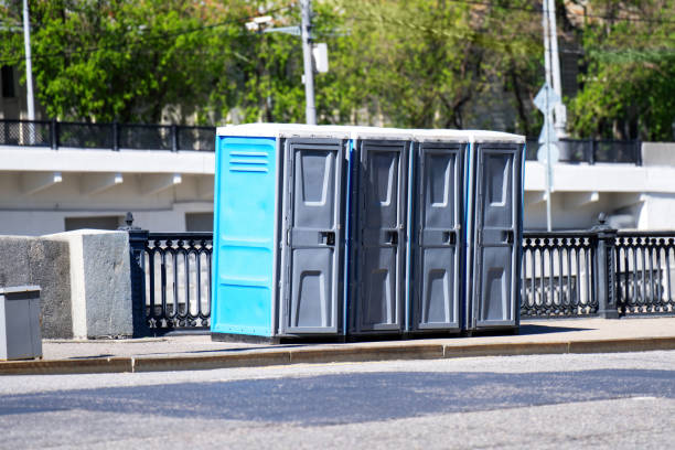 Portable Toilet Options We Offer in Crest, CA